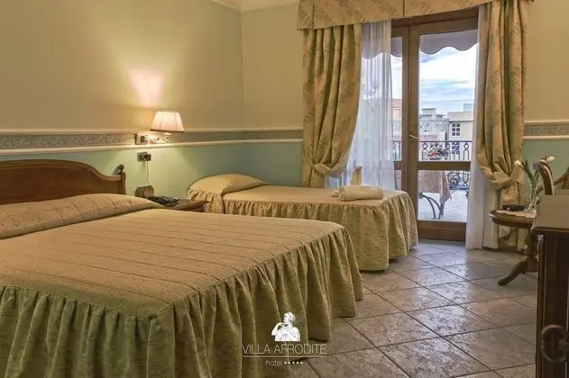 Superior Üç Kişilik Oda