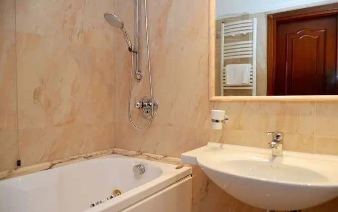 Superior Üç Kişilik Oda