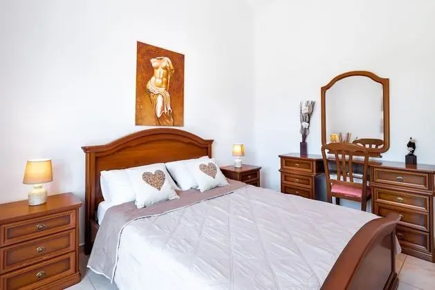 Villa, 3 Yatak Odası, Havuz Manzaralı