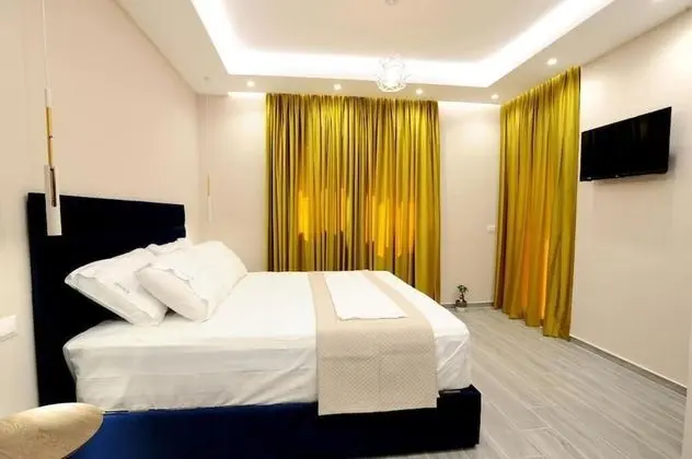 Deluxe Tek Büyük Yataklı Oda, Balkon, Deniz Manzaralı