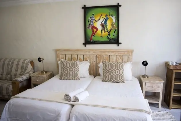 Guest House Family Room