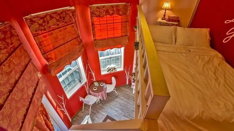 Deluxe Tek Büyük Yataklı Oda