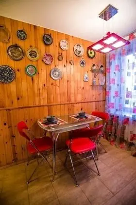 Basic Apart Daire, 1 En Büyük (King) Boy Yatak ve Çekyat