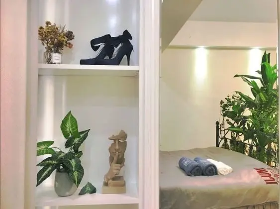 Exclusive Stüdyo, Şehir Manzaralı