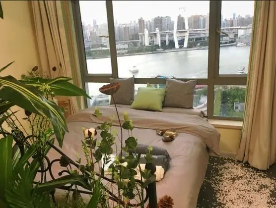 Exclusive Stüdyo, Şehir Manzaralı