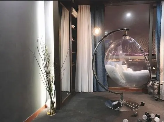 Exclusive Stüdyo, Şehir Manzaralı