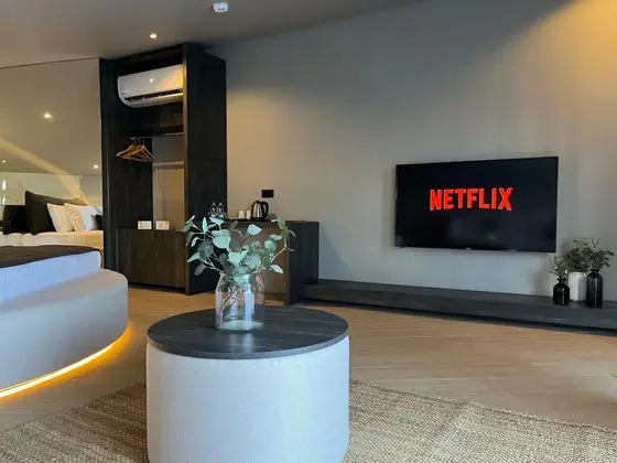King Suite Oda Jakuzili