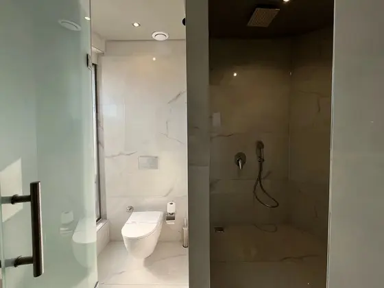 King Suite Oda Jakuzili
