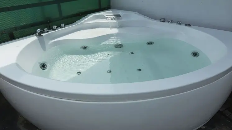Superior Jacuzzi Room