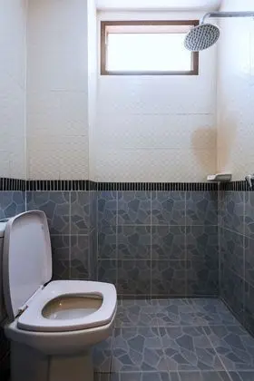 Üç Kişilik Oda