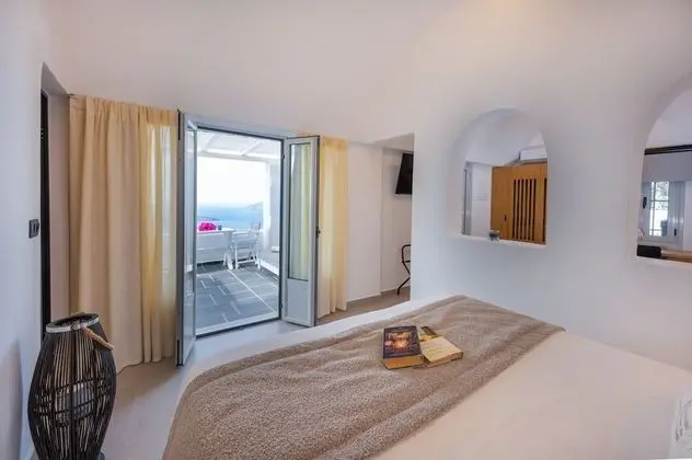 Honeymoon Süit, Sıcak Su Küveti, Deniz Manzaralı (Caldera View)