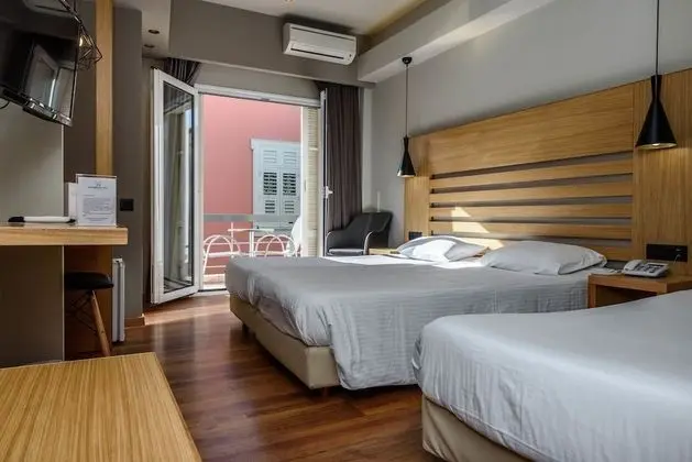 Standard Üç Kişilik Oda, Şehir Manzaralı