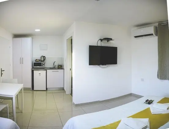 Premium Üç Kişilik Oda, Veranda