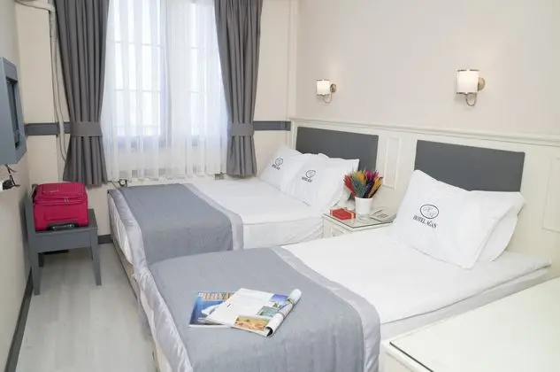 Üçlü Standard