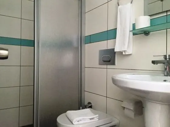 Standart Oda, Şehir veya Dağ Manzaralı
