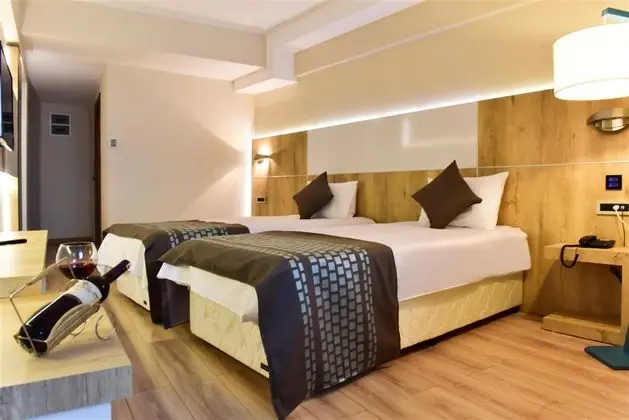 Standart Çift Kişilik Oda