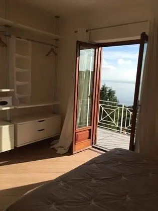 Deluxe Tek Büyük veya İki Ayrı Yataklı Oda, Balkon, Deniz Manzaralı
