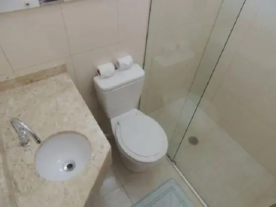 Üç Kişilik Oda