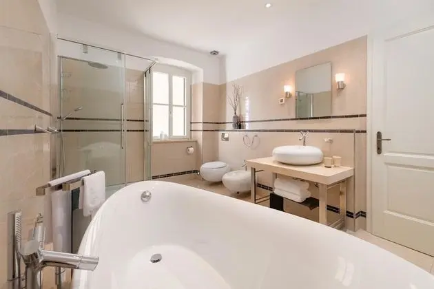 Villa, Sigara İçilebilir