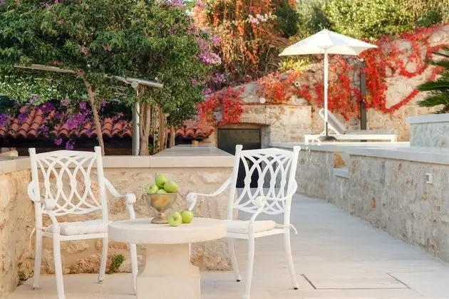 Villa, Sigara İçilebilir