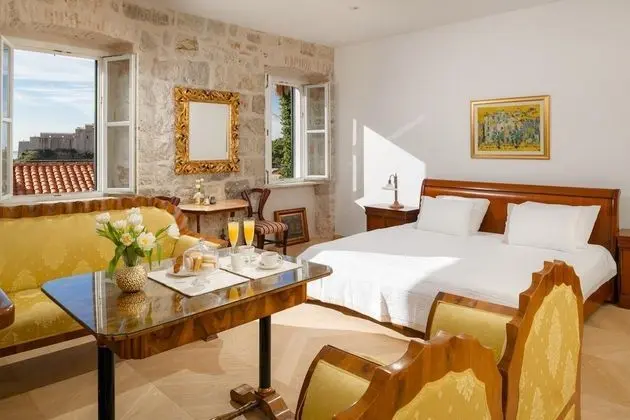 Villa, Sigara İçilebilir