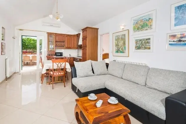 Villa (Three Bedroom Villa with Swimming Poo)