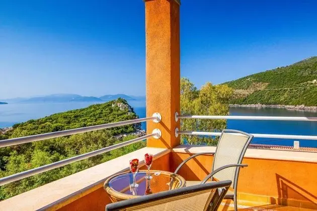Villa, 4 Yatak Odası, Kişiye Özel Havuzlu
