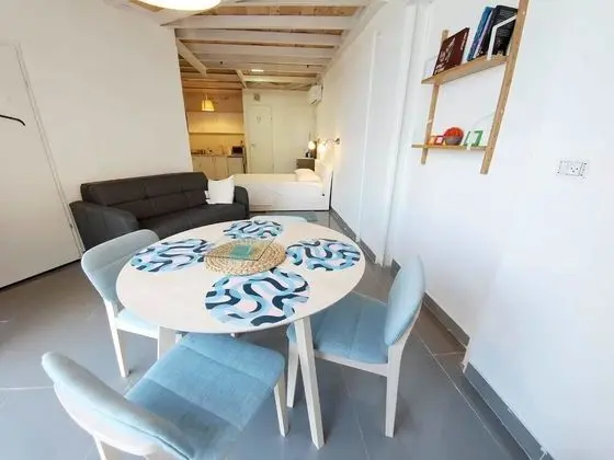 Deluxe Stüdyo Süit