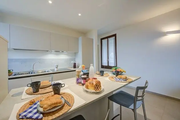 Standard Apart Daire, Birden Çok Yatak (Agata Maisonette With View Lake)