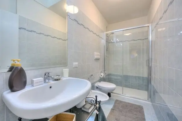 Standard Apart Daire, Birden Çok Yatak (Agata Maisonette With View Lake)