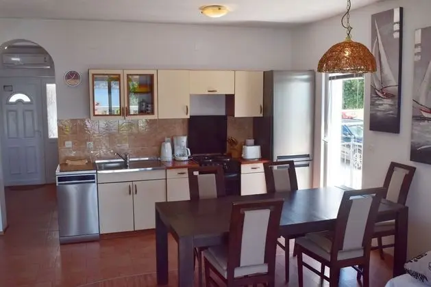 Panoramic Apart Daire, Deniz Manzaralı (Free sauna)