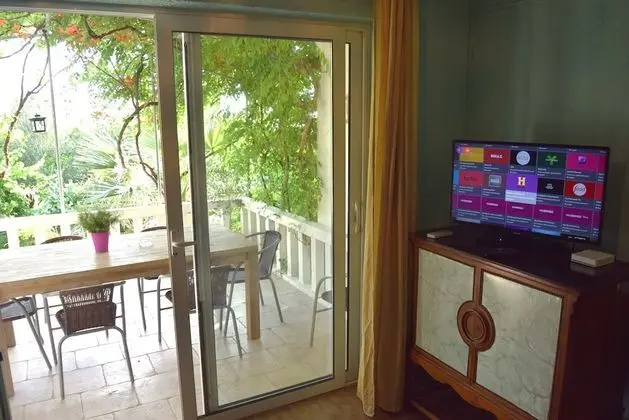 Superior Apart Daire, Deniz Manzaralı (Free sauna)