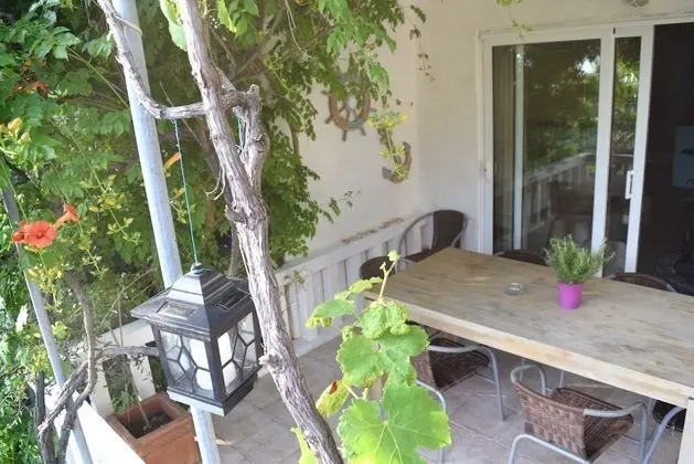 Superior Apart Daire, Deniz Manzaralı (Free sauna)