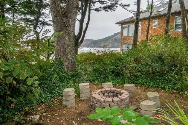 Ev, Birden Çok Yatak, Plaj Manzaralı (Agate Beach Oceanfront Lodge)