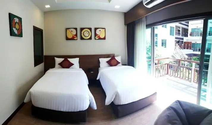 Crystal Room