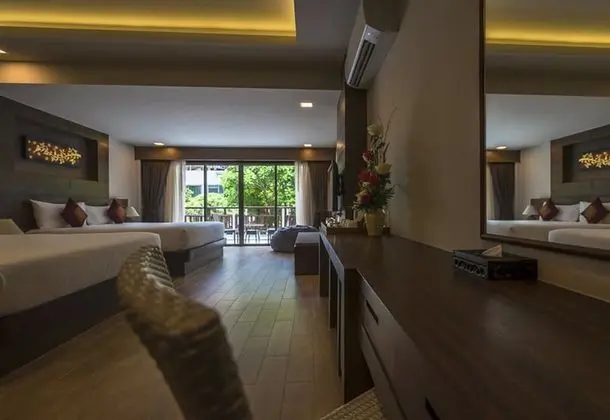 Sapphire Family Room
