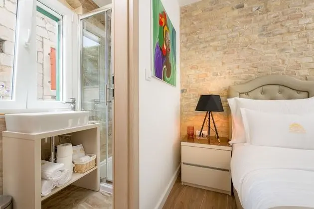 City Tek Büyük Yataklı Oda, 1 Büyük (Queen) Boy Yatak