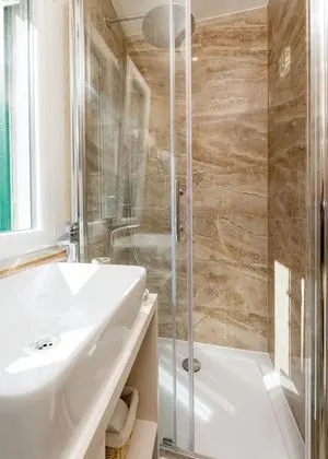 City Tek Büyük Yataklı Oda, 1 Büyük (Queen) Boy Yatak