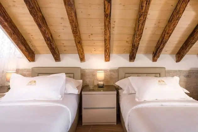 City Üç Kişilik Oda, 1 Büyük (Queen) Boy Yatak ve Çekyat