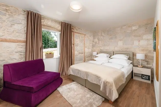 Economy Üç Kişilik Oda