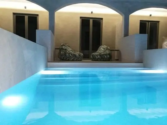Premium Tek Büyük Yataklı Oda, Kişiye Özel Havuzlu