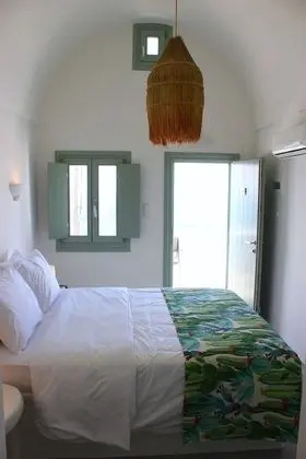 Junior Suite with Caldera view
