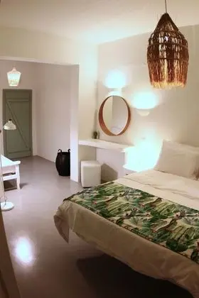 Junior Suite with partial Sea view