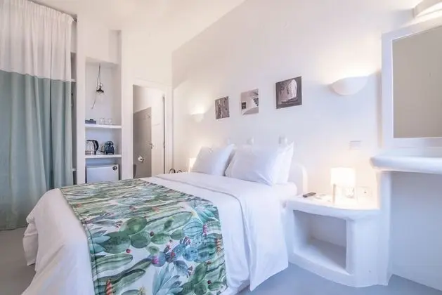 Junior Suite with partial Sea view