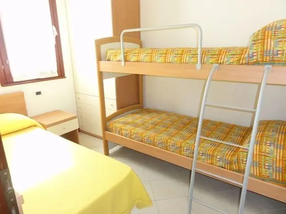 Apart Daire, 2 Yatak Odası (B11335)