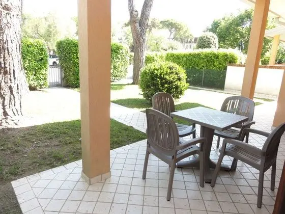 Apart Daire, 2 Yatak Odası (B11335)
