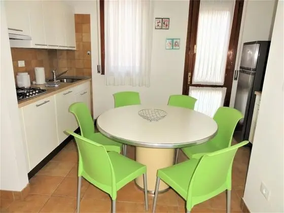 Apart Daire, 2 Yatak Odası (C40025)