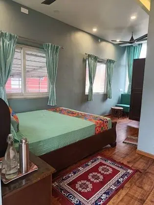 Deluxe Room Valley View Queen Bedroom