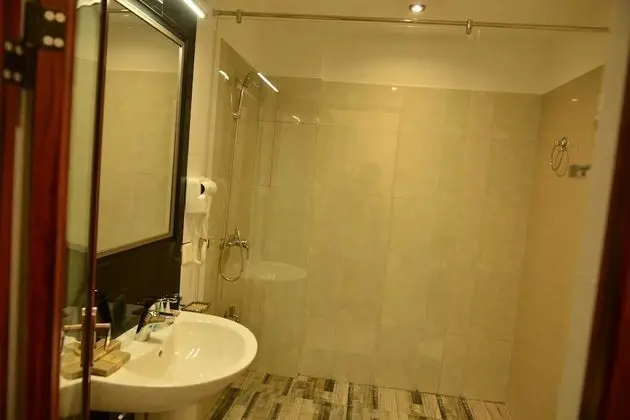 Deluxe Tek Büyük veya İki Ayrı Yataklı Oda