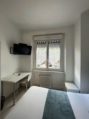 Classic Tek Büyük Yataklı Oda